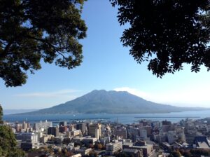 城山展望台　桜島を望む